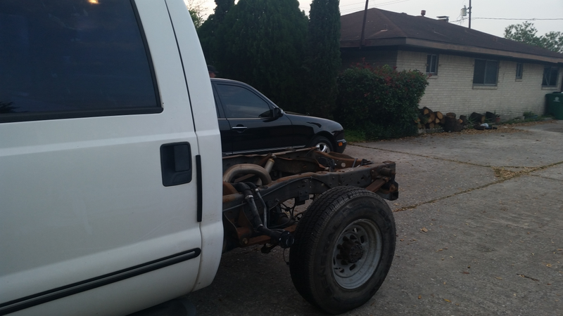 Illustration for article titled My dad's 7.3L Turbo Diesel V8 work horse lives!!!!!!!!!!!!!